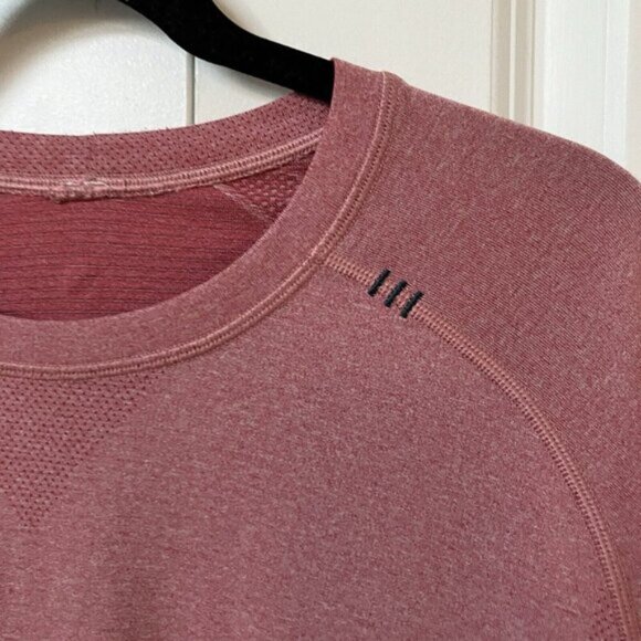 Lululemon Mens Shirt Athletic Running Red Outdoor Gorpcore Flawed - Picture 2 of 8